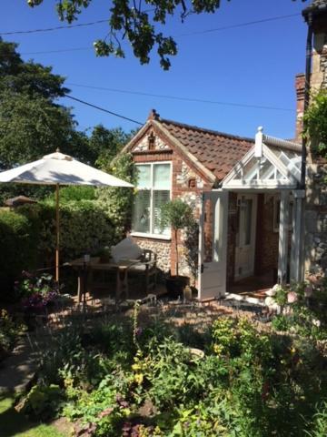 Stone Cottage Thornage Extérieur photo