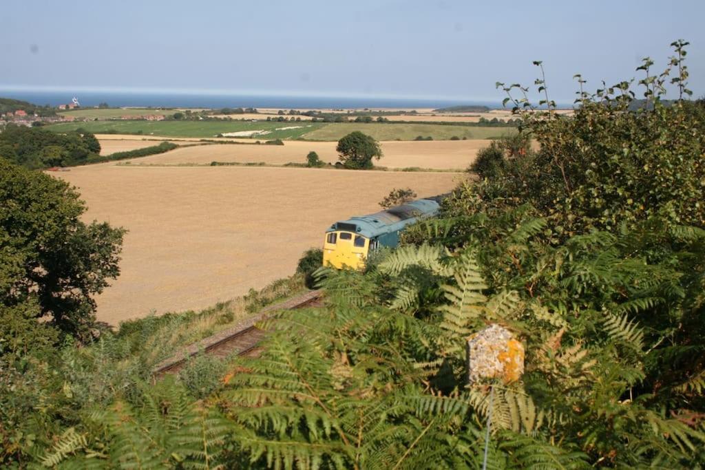 Stone Cottage Thornage Extérieur photo